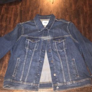 jean jacket never worn!